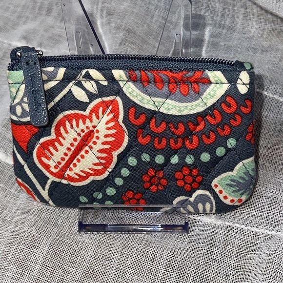 Vera Bradley Nomadic Floral Pattern Small Designer Quilted Coin/Card Holder NWOT - Picture 4 of 14